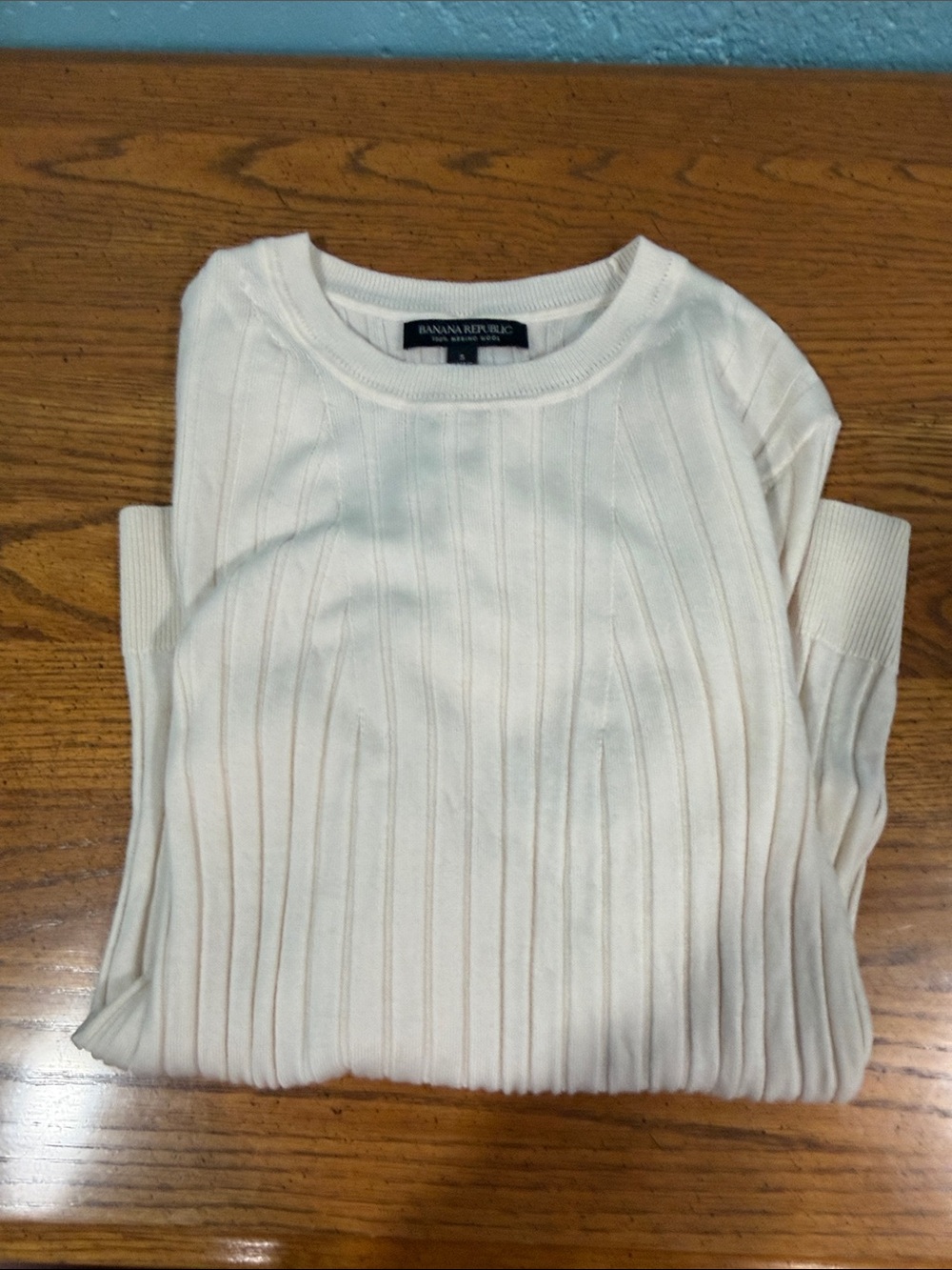 Banana Republic Women's Cream Ribbed Crewneck Sweater